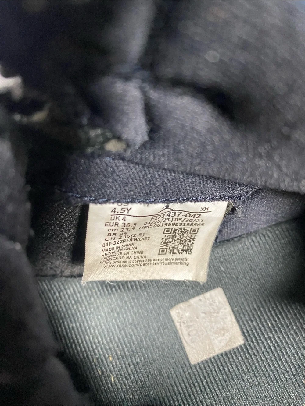 Jordan Kids High-Top Sneakers in Black and Blue